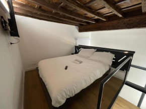 Casa Cappellari design studio a Campo de' Fiori